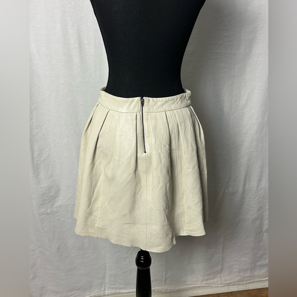 Barbiecore buttersoft Designer LAMB LEATHER Stella Preppy Skirt US 6 fully lined - Picture 4 of 9